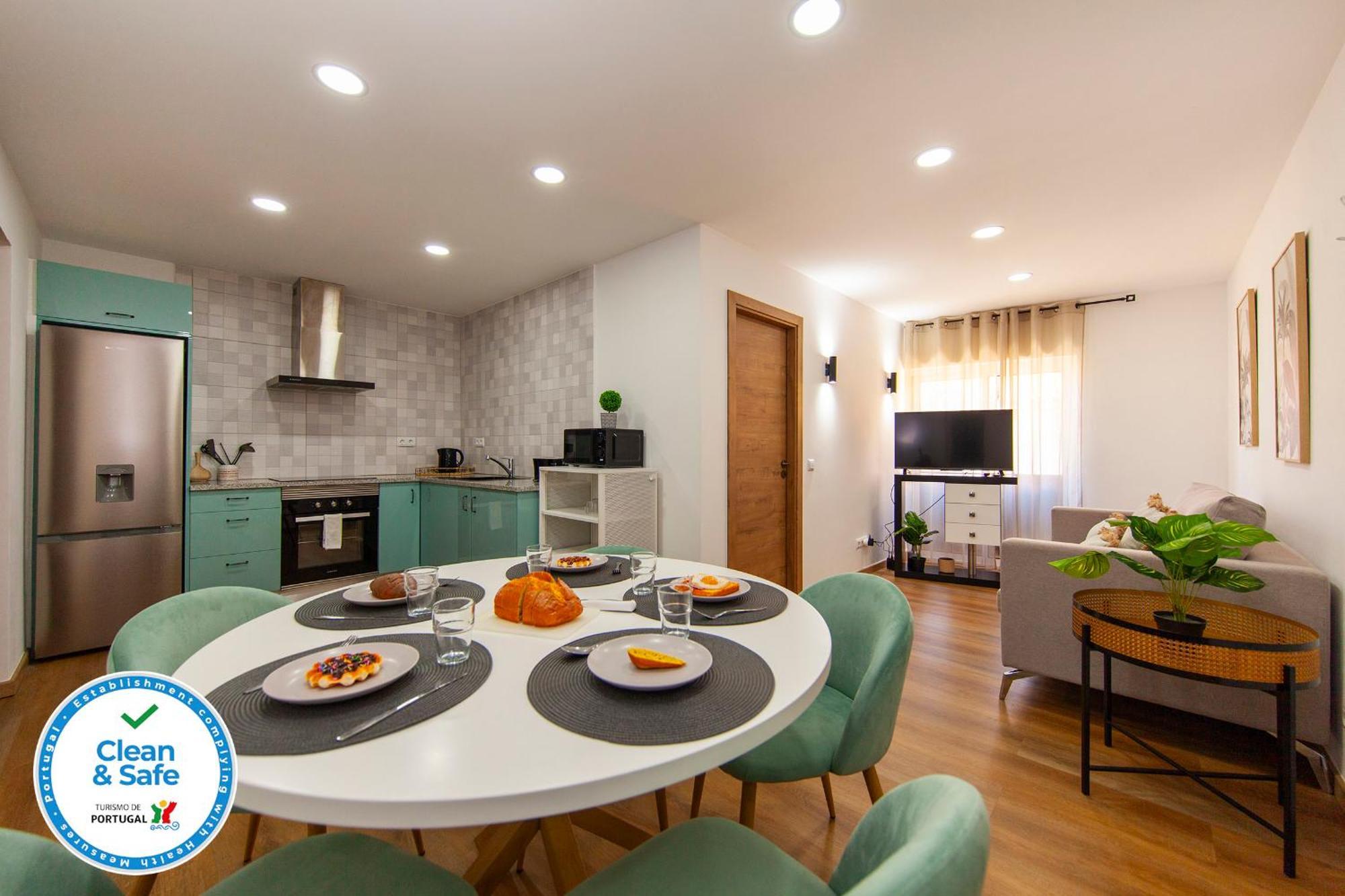 B55 - Santo Amaro Hill Apartment Lagos Bagian luar foto